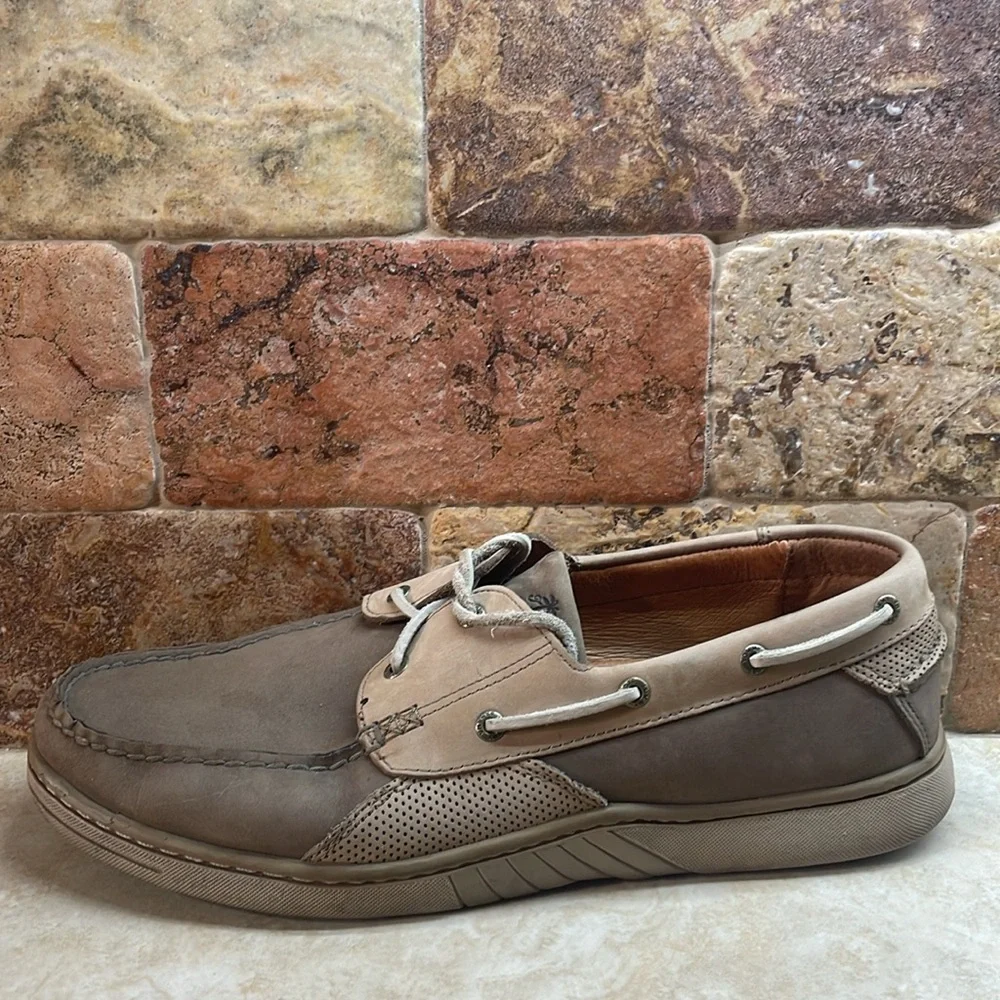 Tommy Bahama Shoes Size 13 M Classic Boat Lace Up Tan Two Tone Leather Loafers
